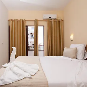 Apartahotel Praiano, Praia
